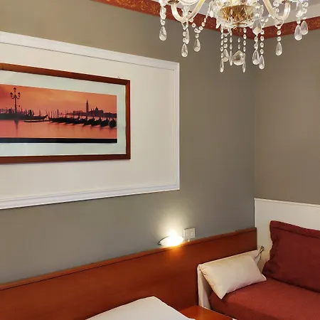 Hotel Minerva 3*