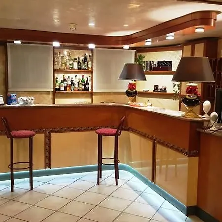 Отель Minerva 3*
