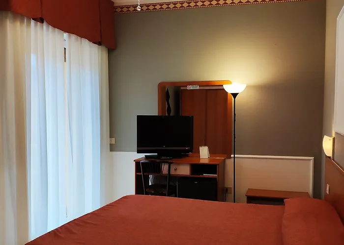 Отель Minerva 3*