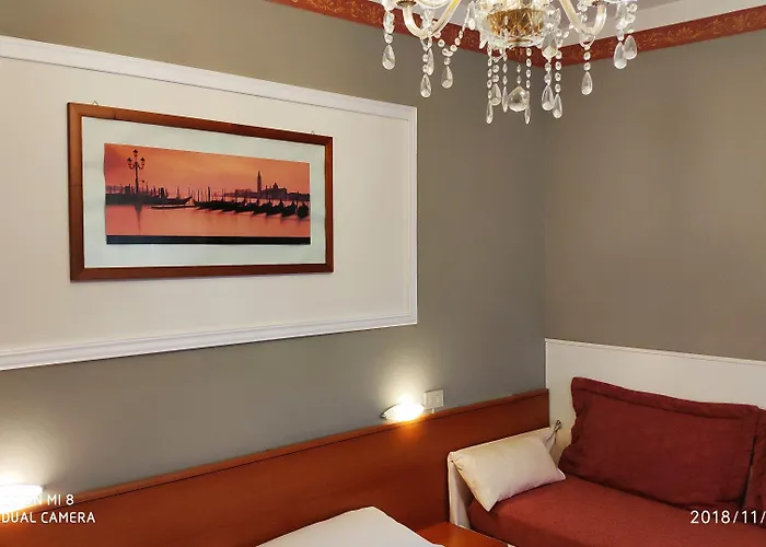 Отель Minerva 3*